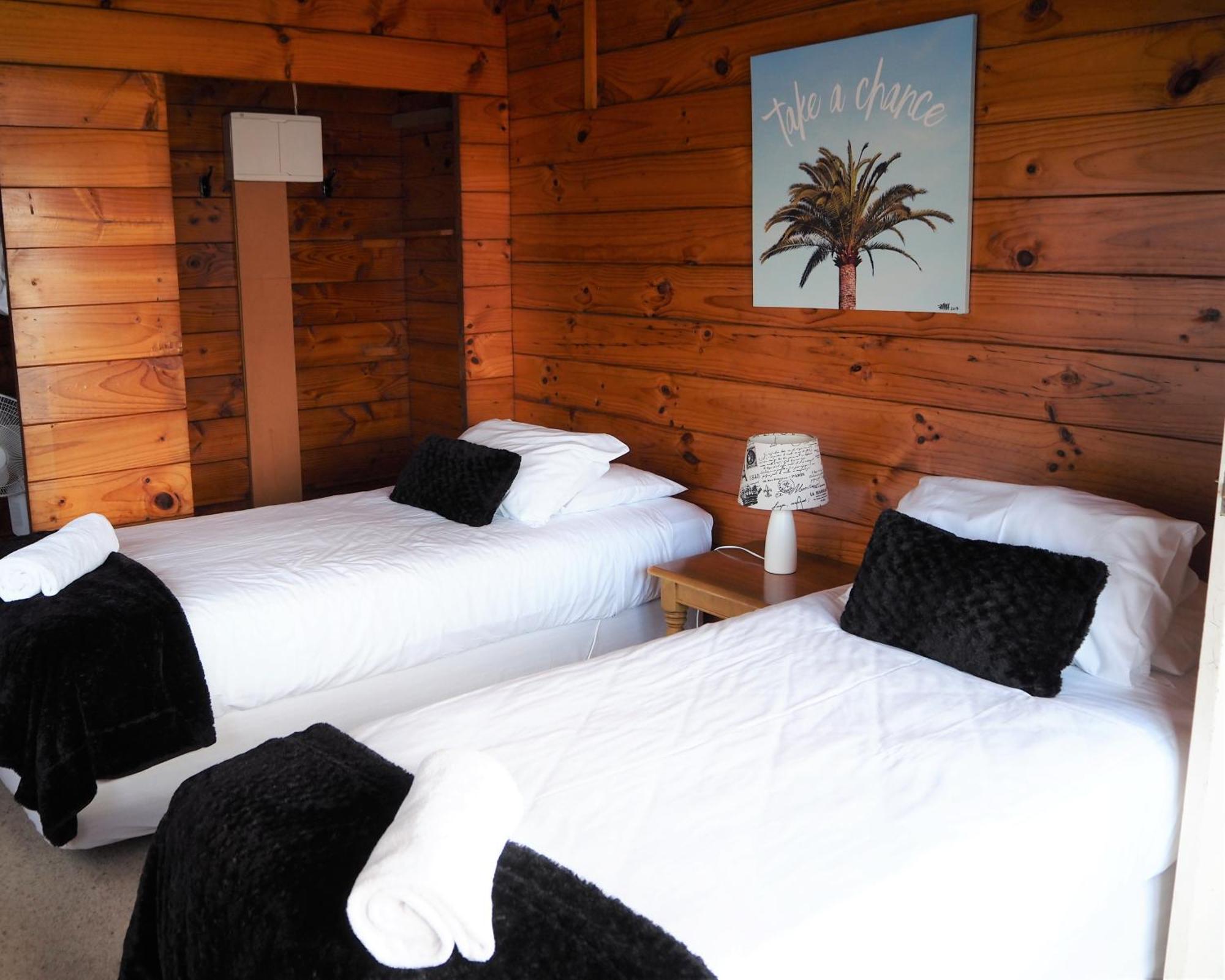 Edgewater Motel Orewa Extérieur photo